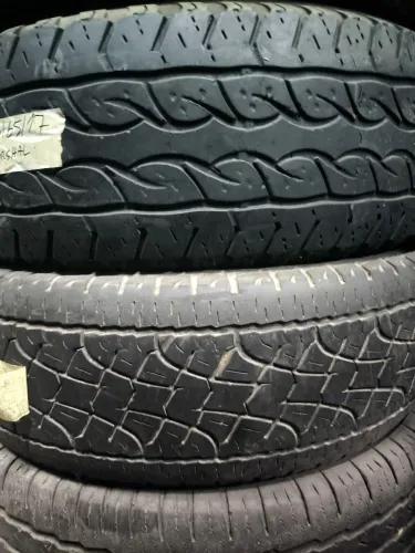 Pneu 255/65/17 Pirelli , marsala 250 reais cada