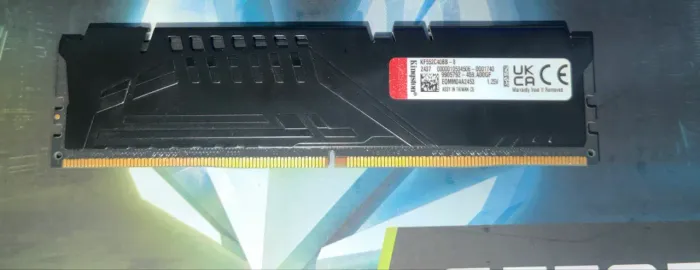 Memória Kingston Fury 16GB DDR5 Faço Catira