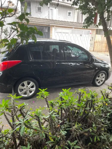 Nissan Tiida SL 1.8/1.8 Flex 16V Mec. 2011