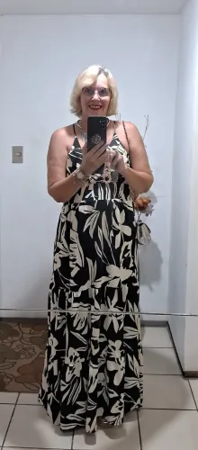 Lindo vestido preto e branco longo