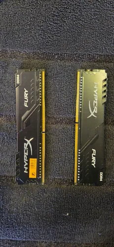 Kit Memória RAM HyperX Fury Black 16GB (2x8GB) DDR4 2400MHz CL15