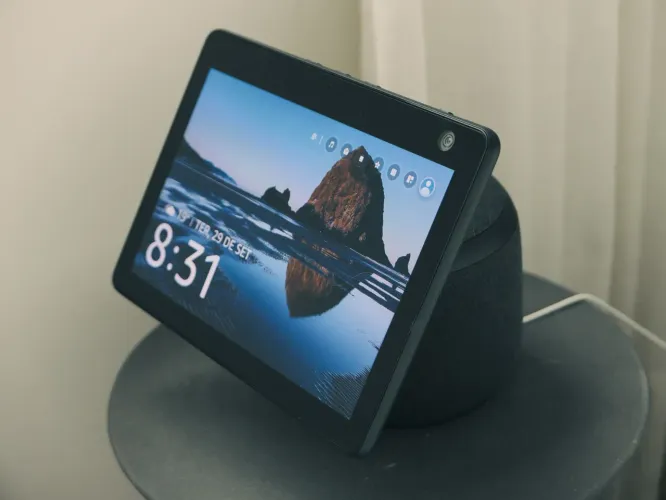 Amazon Alexa Echo Show 10 3a Geração