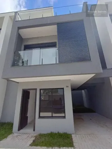 Sobrado a venda no Portão