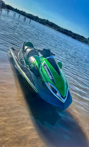 Kawasaki Ultra 310LX 2016 - Apenas 164h com motor 2T (Uso em Água Doce) + Carreta