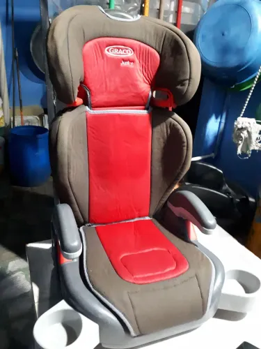 Cadeira pra Auto de 3 a 10 anos