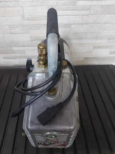 Vendo bomba de vácuo jb Platinum 10cfm