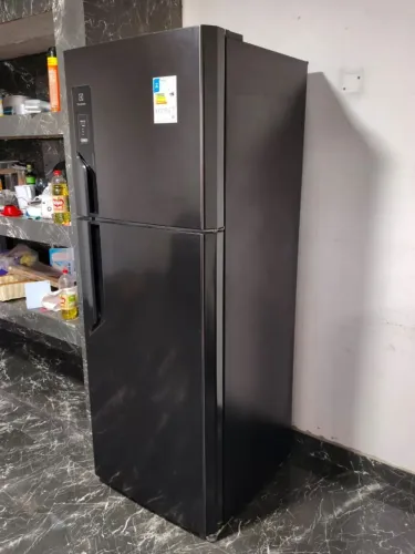 Vende - se Geladeira e fogão