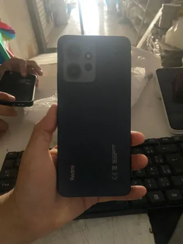 Vendo redmi note 12 5g 128gigas é 4 de ram celular novo 