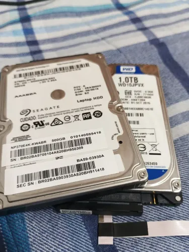 (2) HD de Notebook 1Tb & 500Gb.