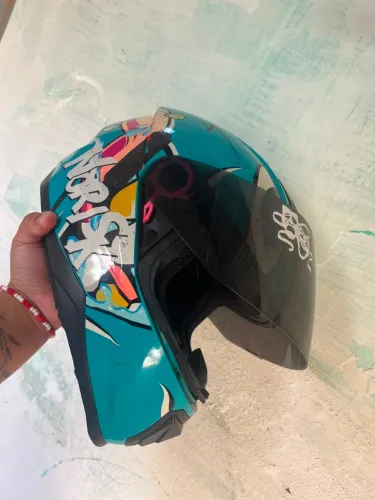 Capacete NORISK com duas viseiras 