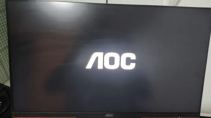 Monitor AOC - 240 hz - 0,5 ms