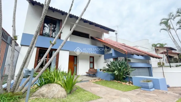 EXCELENTE CASA NA BOA VISTA