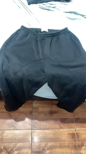 Calça eto P serve até g só ajustar