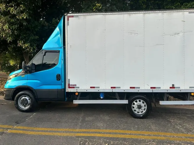 Iveco Daily Chassi 35-150 Curto 3.0 (die.)(e5) 2021