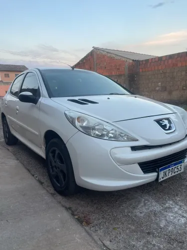 Peugeot 207 Active 1.4 Flex 8V 5P 2014