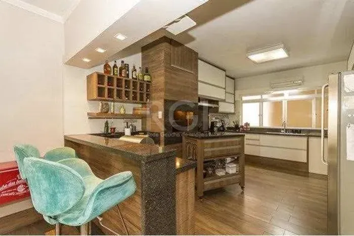 Apartamento para Venda - 202.06m², 3 dormitórios, sendo 1 suites, 1 vaga - Centro Históric