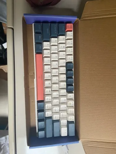 TECLADO MECÂNICO