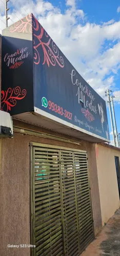 Estrutura de fachada de loja
