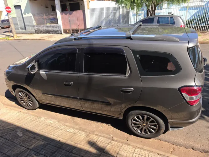 Chevrolet Spin Advantage 1.8 8V Econo.flex 5P Aut. 2015