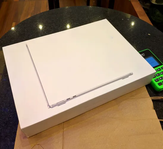 MacBook Air M5 tela 13.6 16GB 512GB Novos Lacrados e Garantia de Fábrica