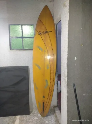 PRANCHA DE SURF 2,5 METROS SEM AS QUILHAS OTIMO ESTADO