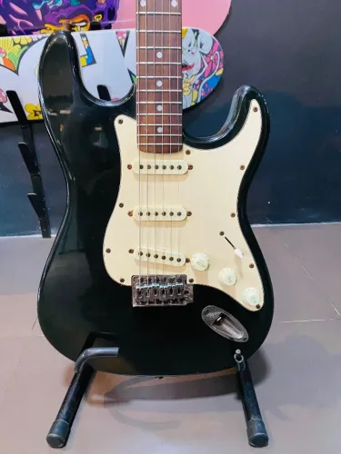 Guitarra StratoCaster Dolphin 
