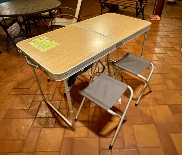Mesa Dobrável para Camping com 4 Banquinhos