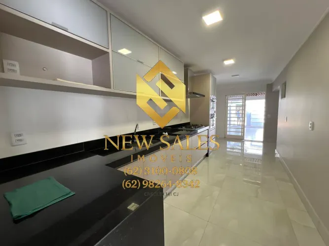 Casa com 3 quartos a venda, 220m2 - Setor Parque Atheneu