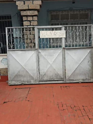 Portão de ferro