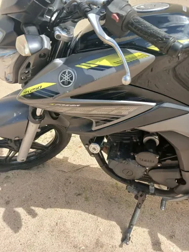 Moto fazer 250 2016 no ponto de transferir