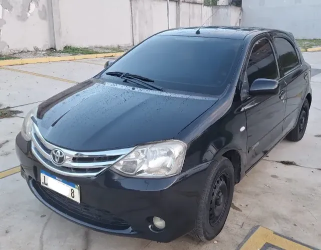 Toyota Etios XLS 1.5 Flex 16V 5P Mec. 2013