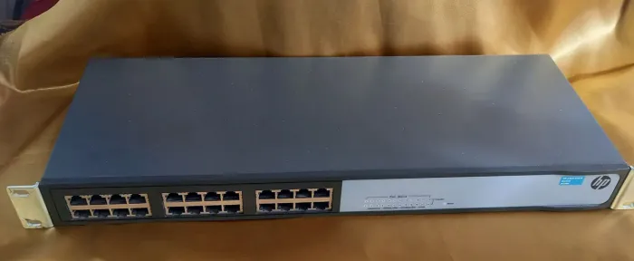Switch HP JG708A 24 portas gigabit
