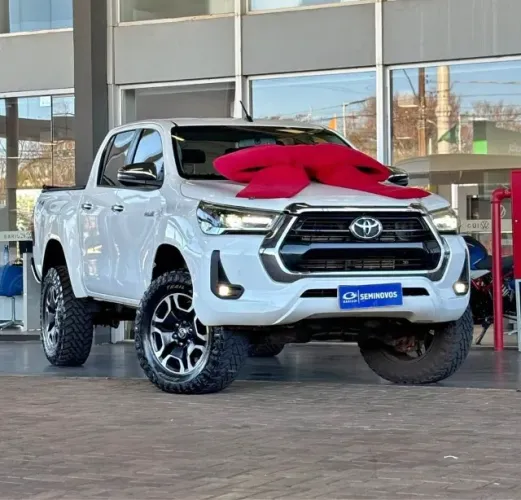 Toyota Hilux CD SRV 4X4 2.8 TDI Diesel Aut. 2024