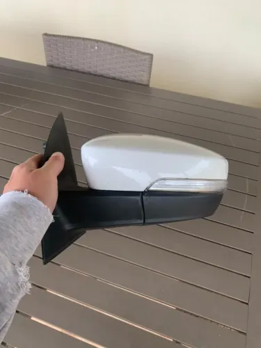 Retrovisor Lateral Esquerdo (Motorista) com Pisca - VW