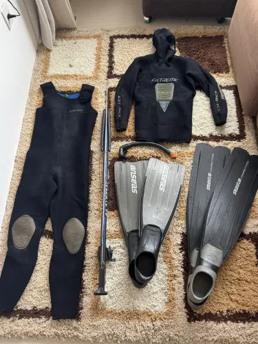 KIT PESCA SUBMARINA COMPLETO - Arbalete PK + Roupa Pino + 2 Nadadeira Seasub