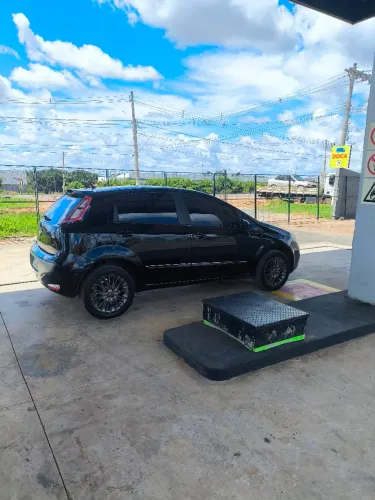 Fiat Punto Essence 1.6 Flex 16V 5P 2015