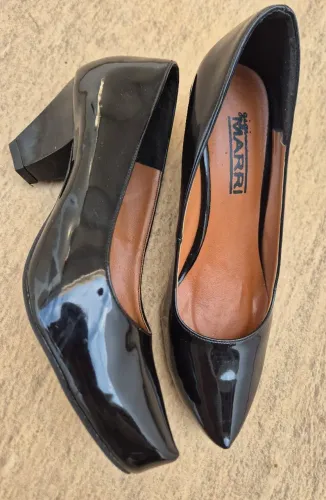 scarpin marri preto 35