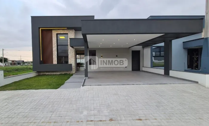 Casa em Condomínio em Tremembé com 3 Suítes e 159m²