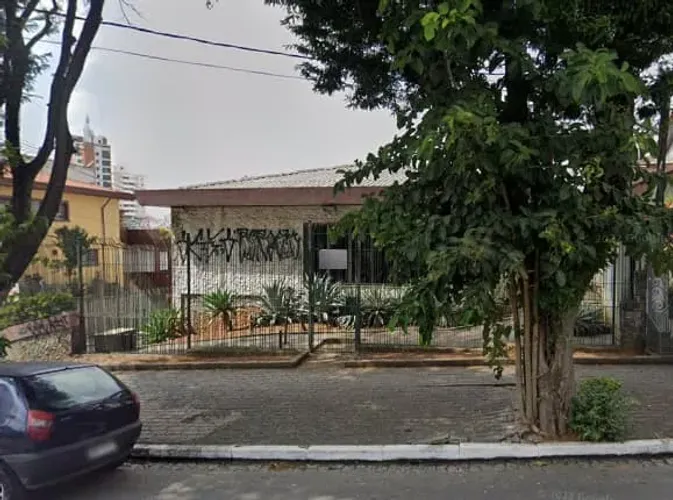 Casa comercial na Rua Gaspar Fernandes, 603 343 m²