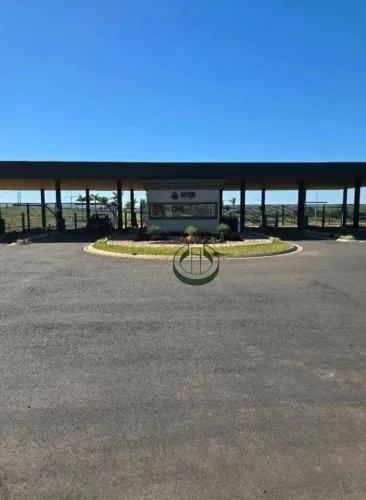 Terreno de Esquina com 266 m² no Condomínio Império do Café Vista para Área Verde | Paulí