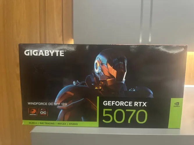 RTX 5070 12Gb Lacrada