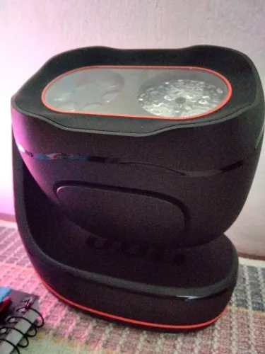 Luz de Festa JBL PartyLight Beam 22w Bluetooth colorido