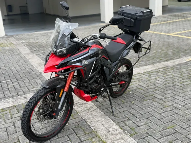 Shineray SHI 250 2025