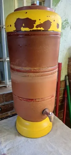 filtro de barro, so trocar torneira e a pedra