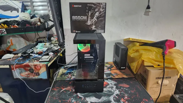 PC Gamer Ryzen 5 2400G 8GB SSD M2 128GB + 320GB Vega 11 2GB
