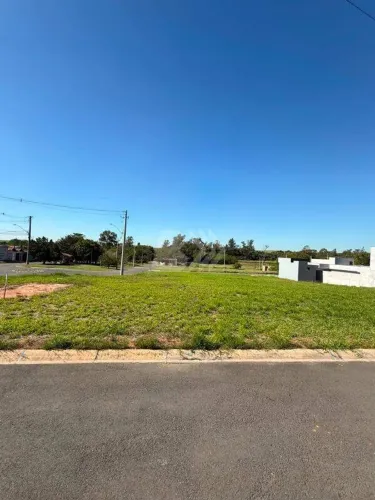 Terreno à venda no bairro Nova saltinho, na cidade de Saltinho (SP).