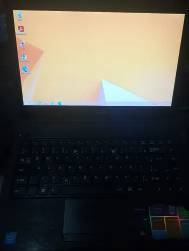 Vendo Notebook conservado