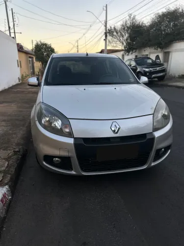 Renault Sandero Expression Hi-flex 1.6 8V 5P 2014
