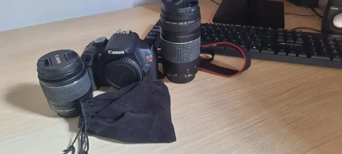 Cânon T5 extremamente nova com duas lentes