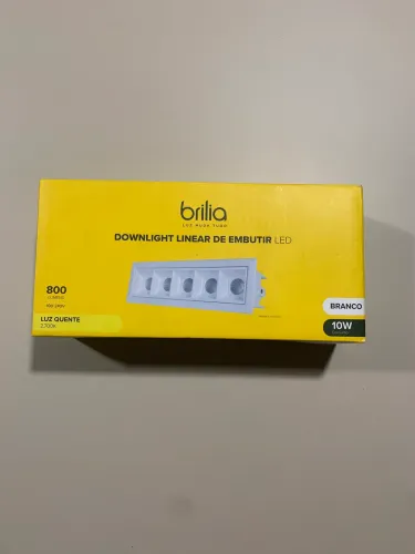 Luminária Brilia Downlight embutir, 10w, 2700k, branca. Nova